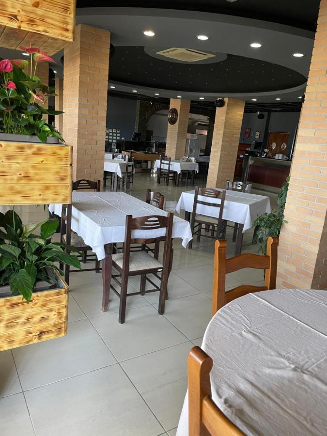 Espana Aparthotel Škalngur Eksteriør billede