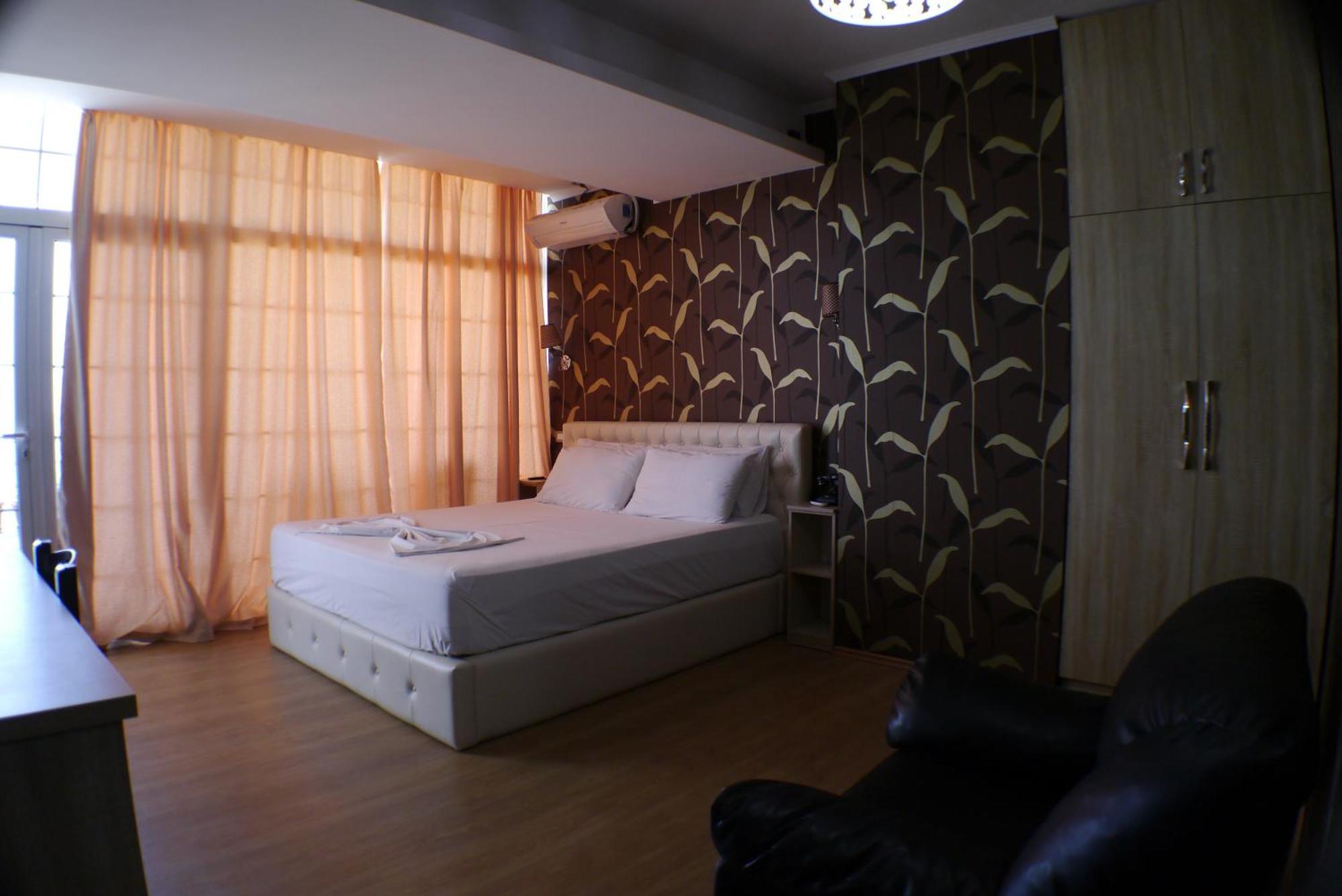 Espana Aparthotel Škalngur Eksteriør billede